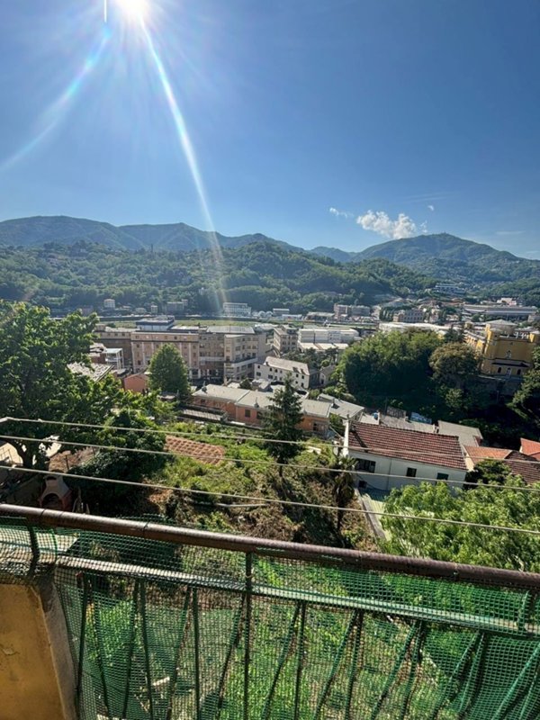 appartamento in affitto a Genova in zona Bolzaneto