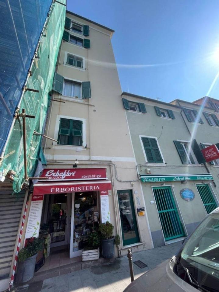 appartamento in affitto a Genova in zona Pegli