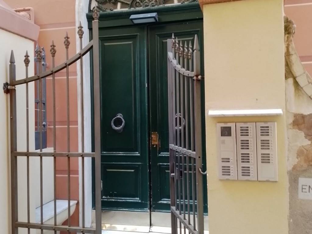 appartamento in affitto a Genova