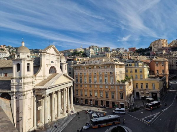 appartamento in affitto a Genova in zona Sottoripa / Maddalena / Molo