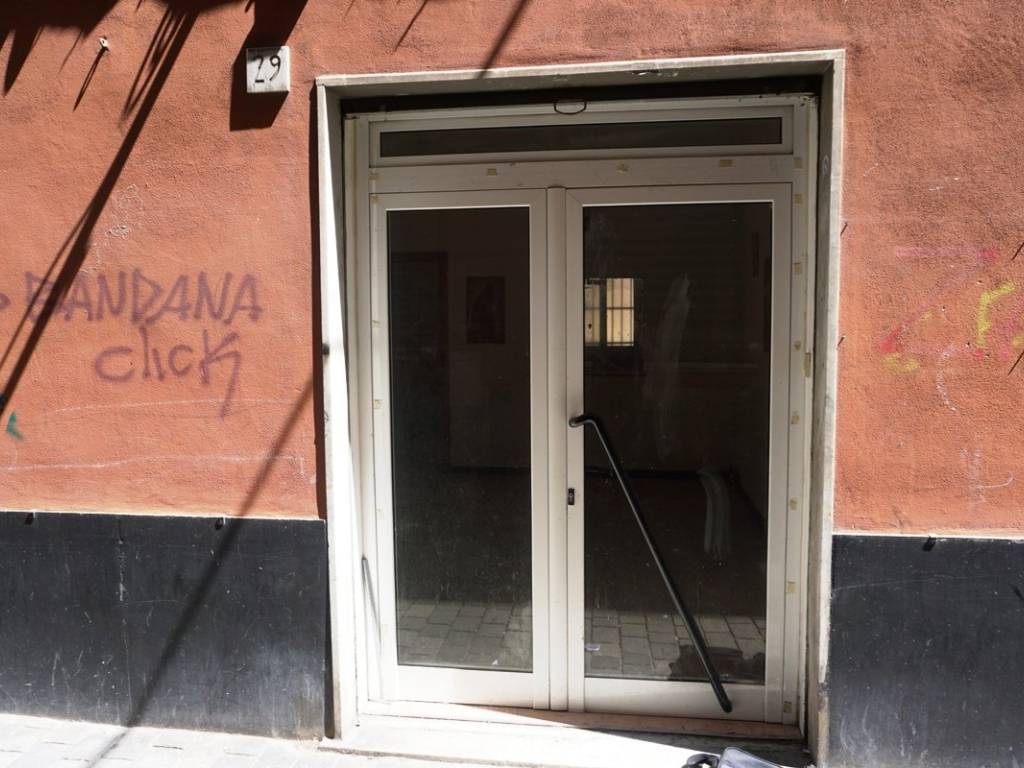 negozio in affitto a Genova in zona Sampierdarena
