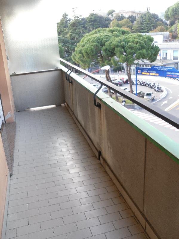 appartamento in affitto a Genova in zona Sottoripa / Maddalena / Molo