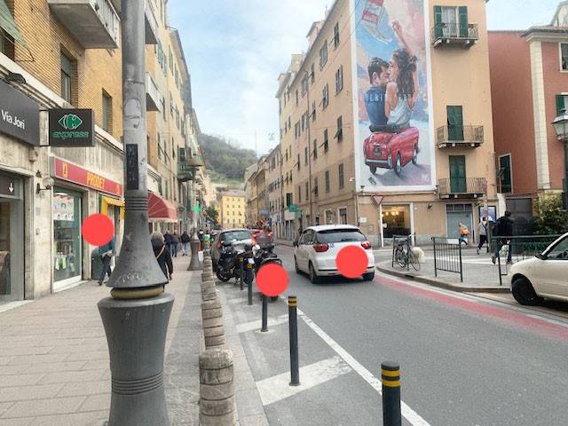 negozio in affitto a Genova in zona Rivarolo