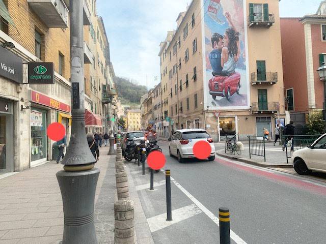 negozio in affitto a Genova in zona Rivarolo