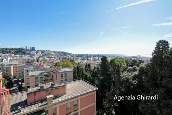 appartamento in affitto a Genova in zona Sestri Ponente
