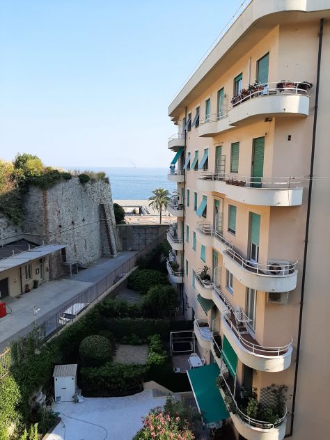 camera singola in affitto a Genova in zona Albaro