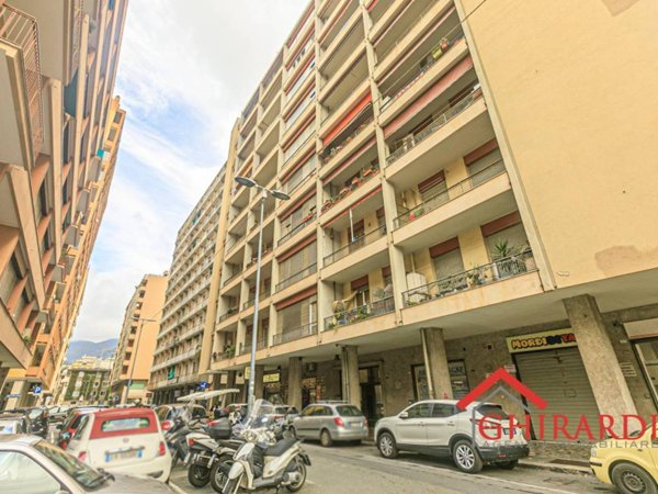 appartamento in affitto a Genova in zona Sestri Ponente