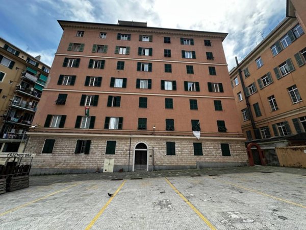 appartamento in affitto a Genova in zona Carignano