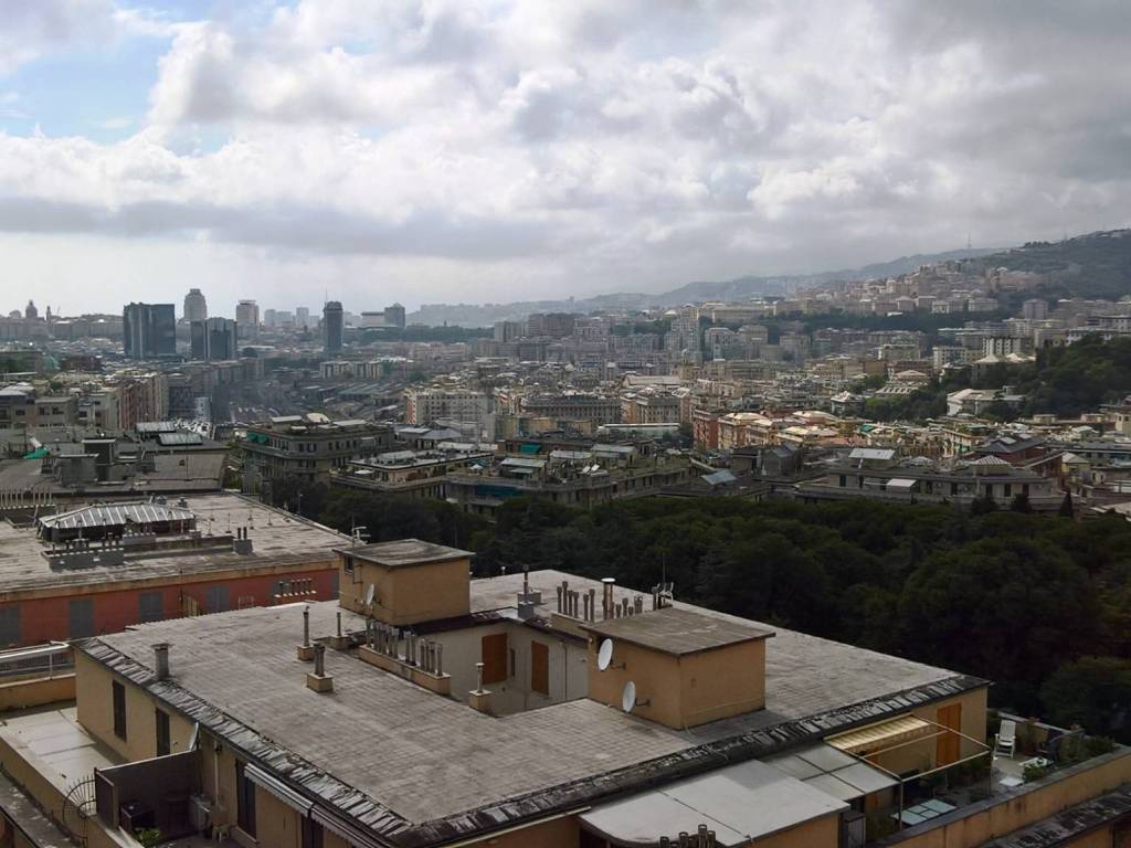 appartamento in affitto a Genova in zona San Martino