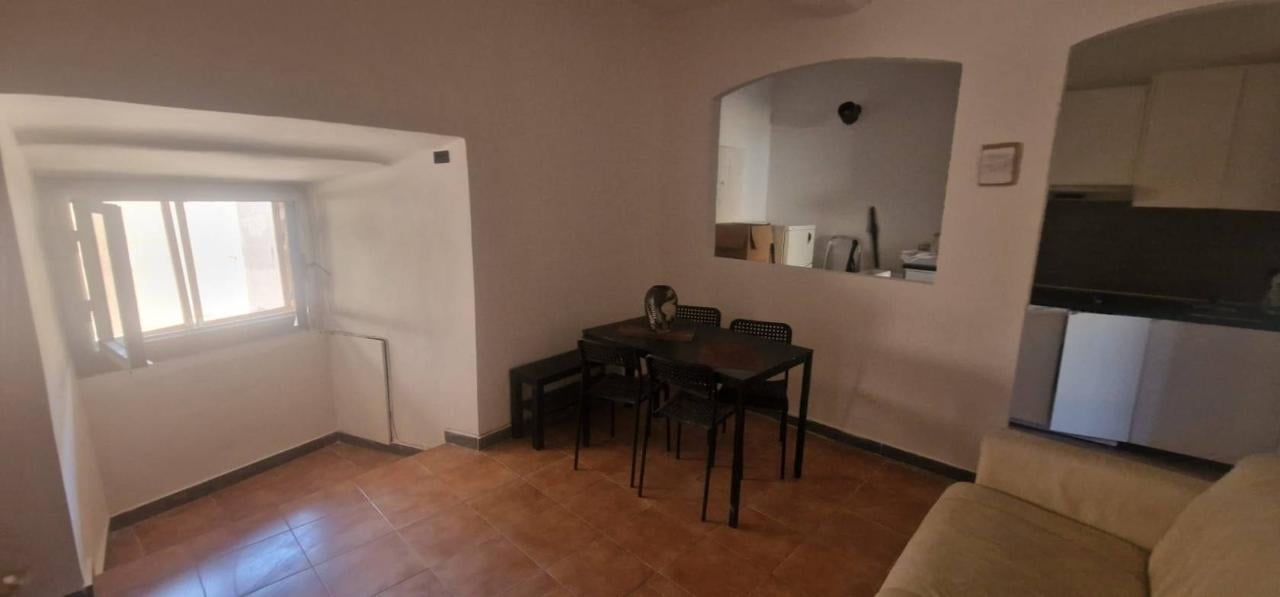appartamento in affitto a Genova in zona Sottoripa / Maddalena / Molo