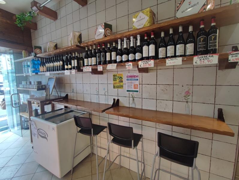 negozio in affitto a Genova in zona San Teodoro