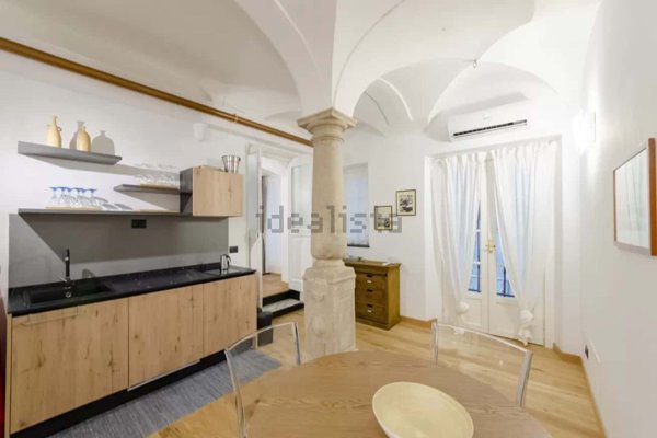 appartamento in affitto a Genova in zona Sottoripa / Maddalena / Molo