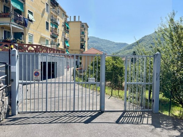 locale di sgombero in affitto a Genova in zona Struppa