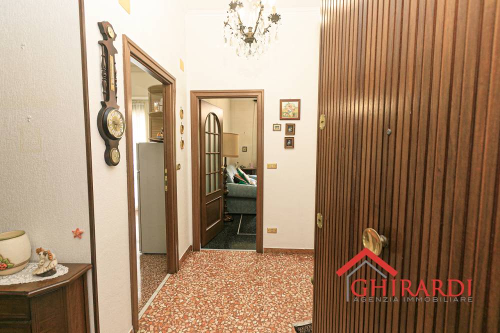 appartamento in affitto a Genova in zona Sestri Ponente