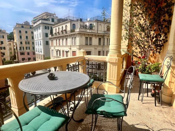 appartamento in affitto a Genova in zona Carignano