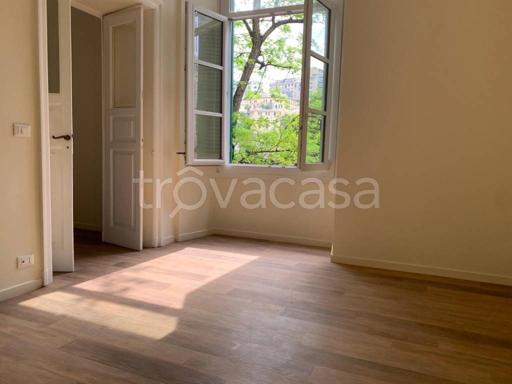 ufficio in affitto a Genova in zona San Vincenzo