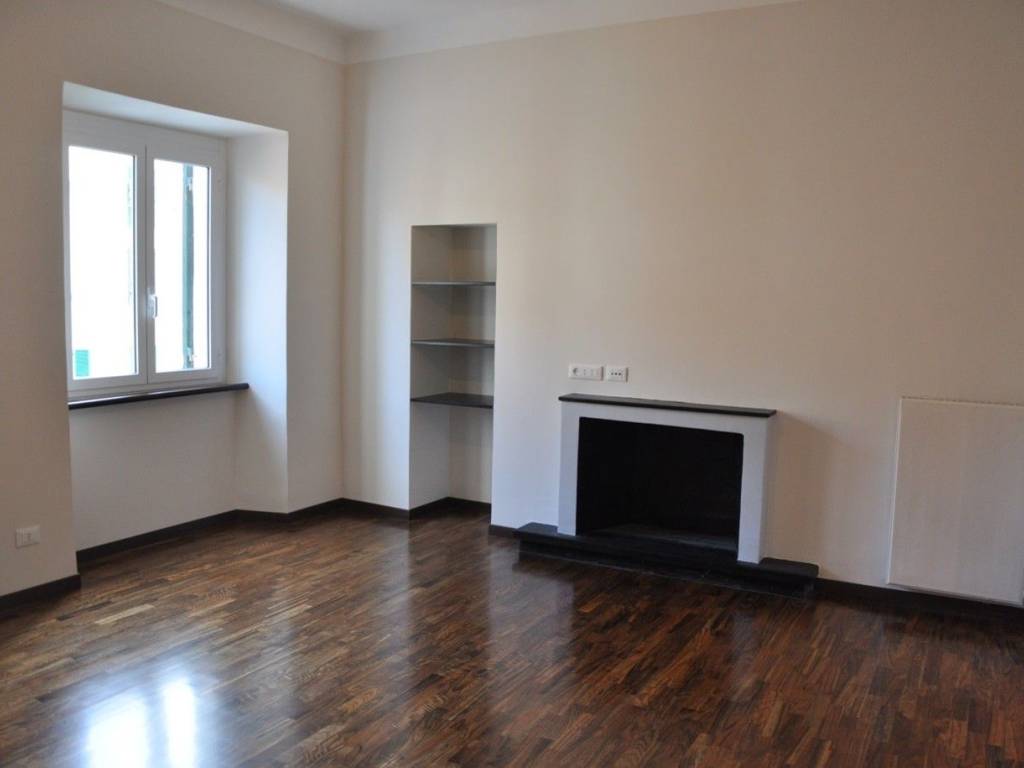 appartamento in affitto a Genova in zona Carignano