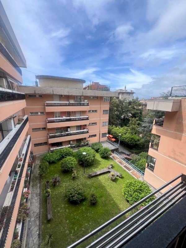 appartamento in affitto a Genova in zona Sestri Ponente
