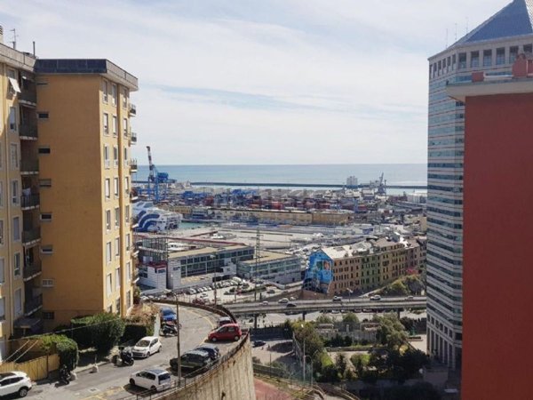 appartamento in affitto a Genova in zona DiNegro