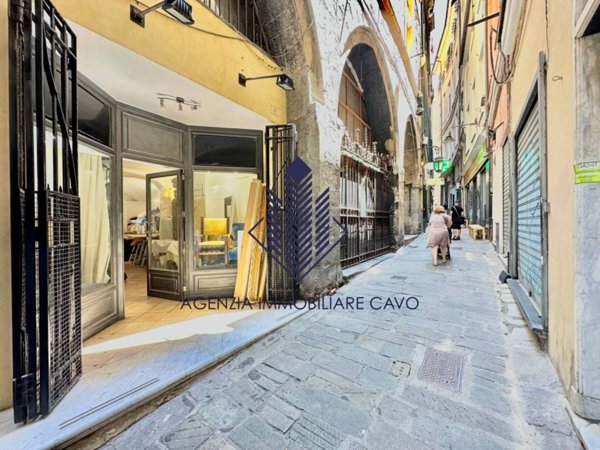 negozio in affitto a Genova in zona Centro Storico