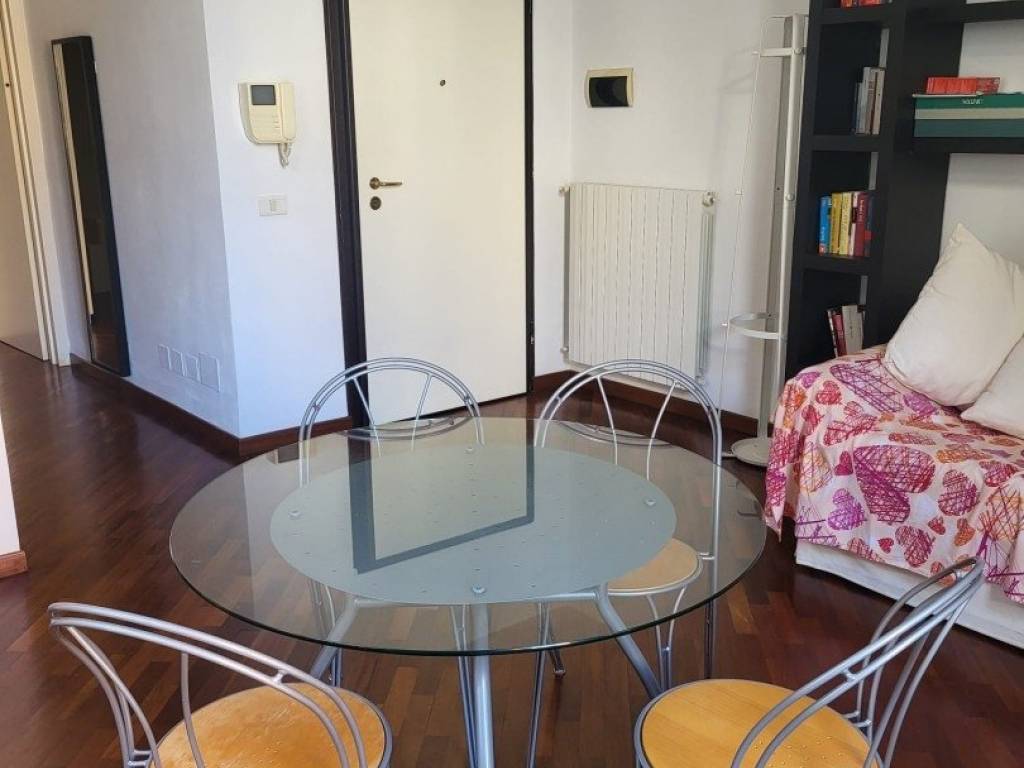 appartamento in affitto a Genova in zona Sottoripa / Maddalena / Molo