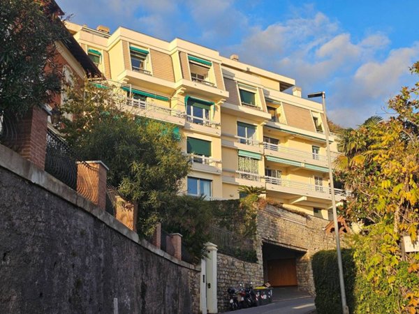 appartamento in affitto a Genova in zona Castelletto