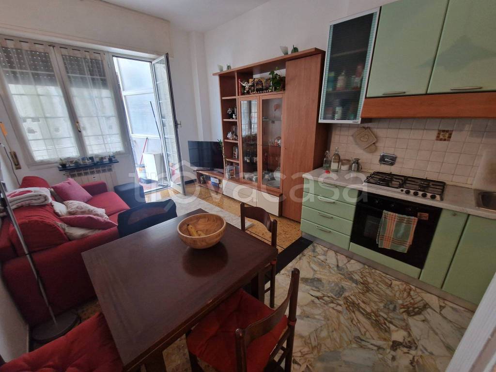 appartamento in affitto a Genova in zona Marassi