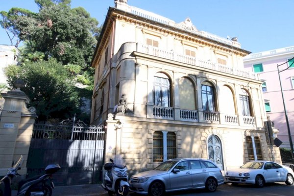 appartamento in affitto a Genova in zona Castelletto
