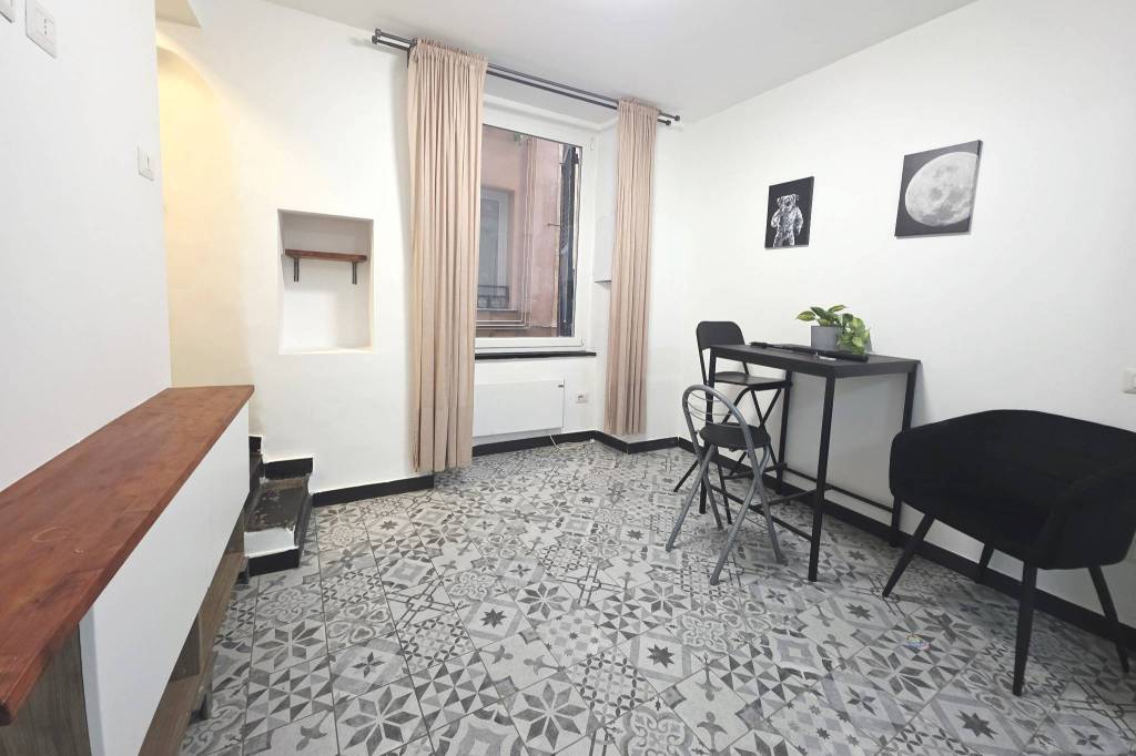 appartamento in affitto a Genova in zona Sottoripa / Maddalena / Molo