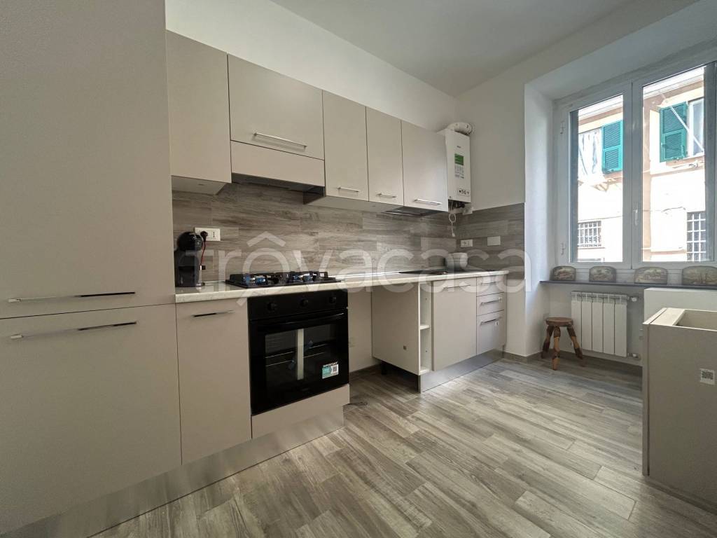 appartamento in affitto a Genova in zona DiNegro