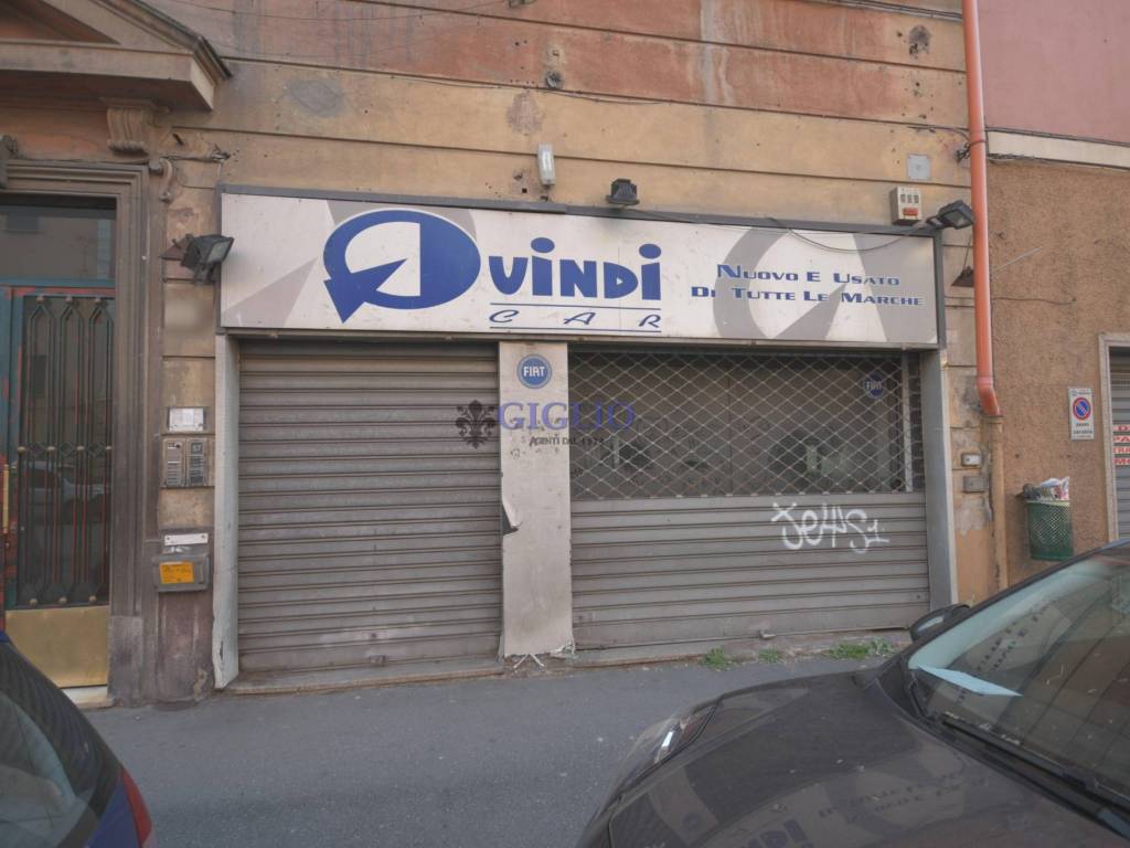 negozio in affitto a Genova in zona Sampierdarena