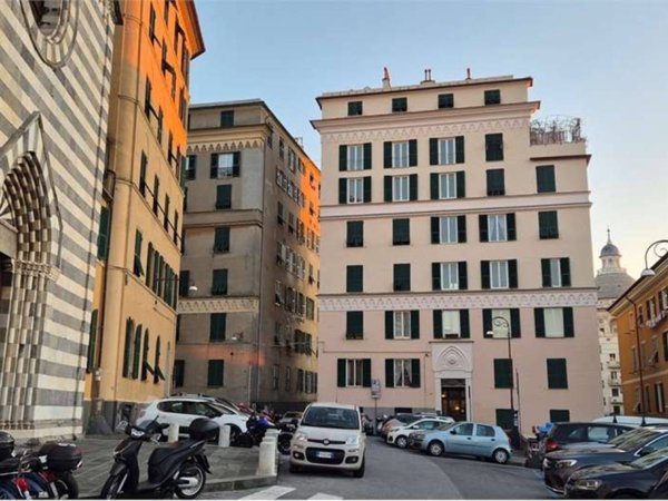 negozio in affitto a Genova in zona Carignano