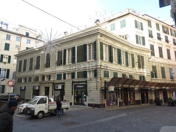 appartamento in affitto a Genova in zona Sottoripa / Maddalena / Molo
