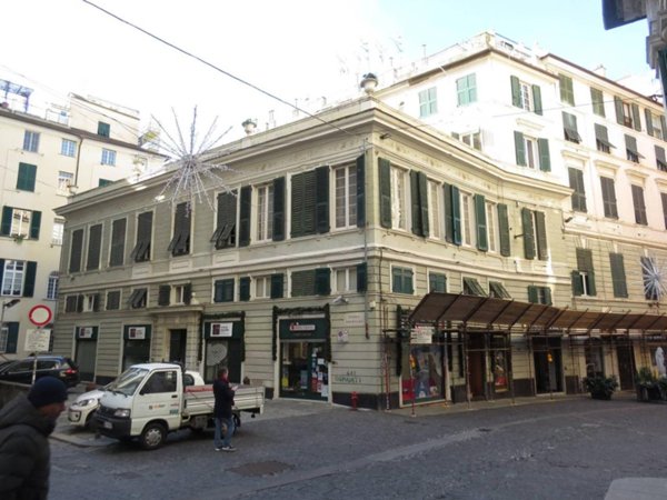 appartamento in affitto a Genova in zona Sottoripa / Maddalena / Molo