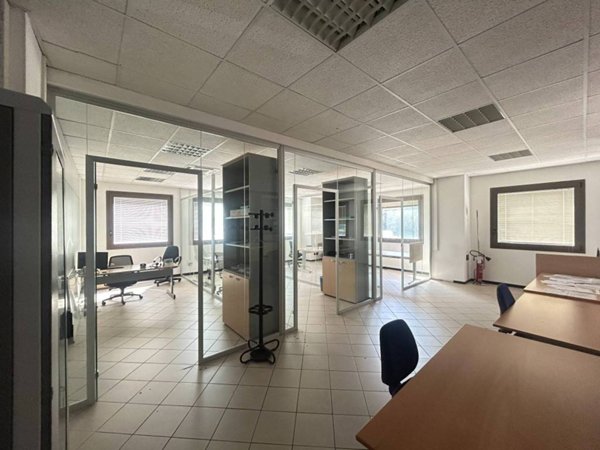 ufficio in affitto a Genova in zona Sampierdarena