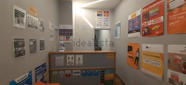 locale di sgombero in affitto a Genova in zona Sottoripa / Maddalena / Molo