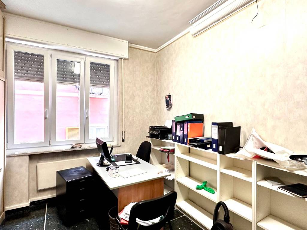 ufficio in affitto a Genova in zona Carignano