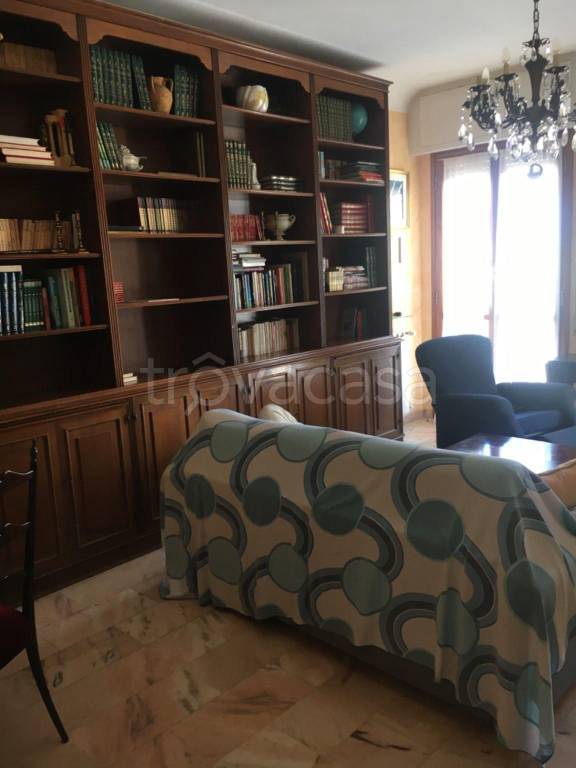 appartamento in affitto a Genova