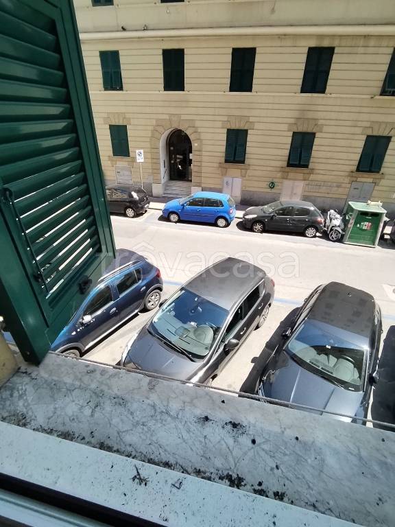 ufficio in affitto a Genova in zona Foce