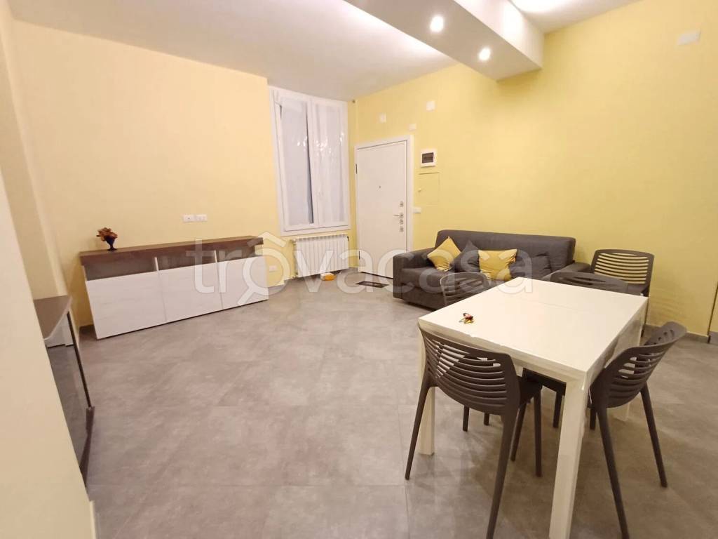 appartamento in affitto a Genova in zona Sottoripa / Maddalena / Molo