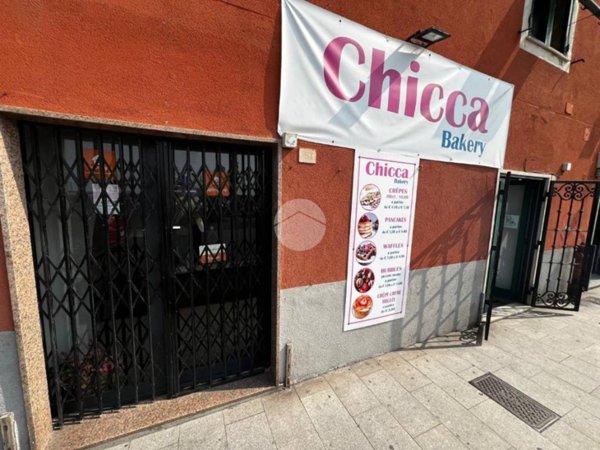 negozio in affitto a Genova in zona Pegli