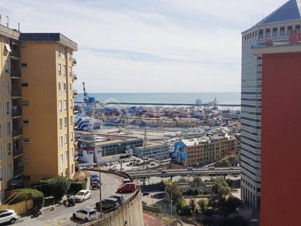 appartamento in affitto a Genova in zona DiNegro