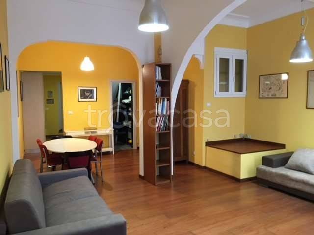 appartamento in affitto a Genova in zona Sottoripa / Maddalena / Molo