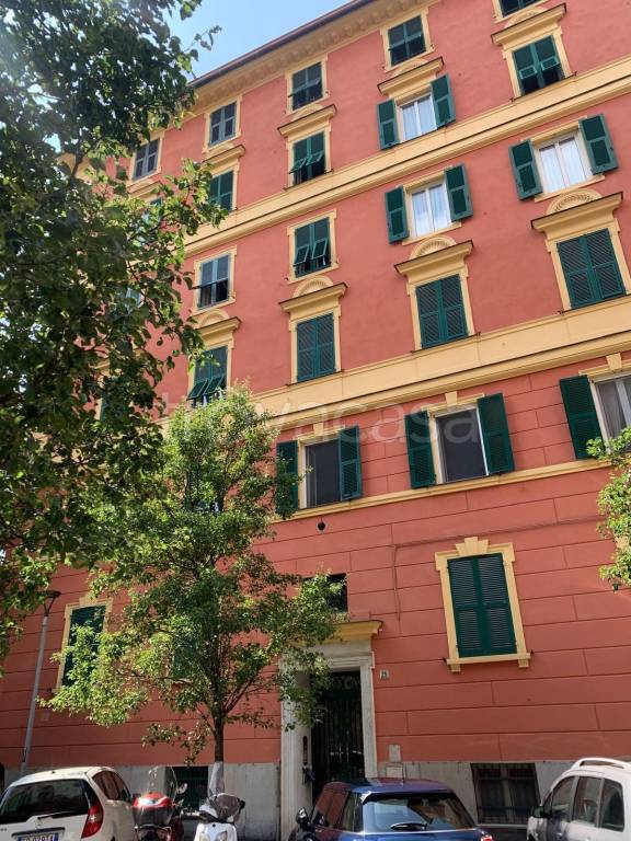 appartamento in affitto a Genova in zona Carignano