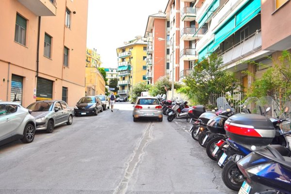 camera singola in affitto a Genova in zona San Martino