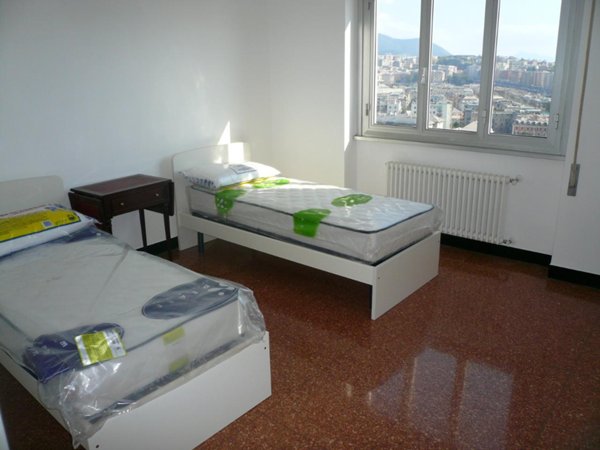 negozio in affitto a Genova in zona San Teodoro