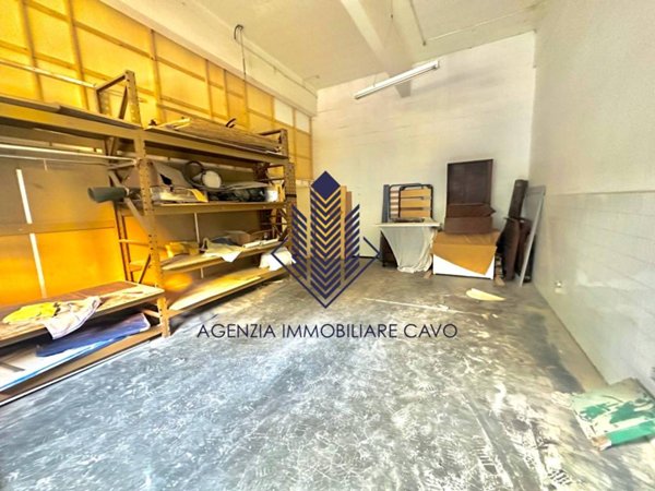 locale commerciale in affitto a Genova in zona Nervi
