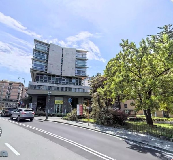 locale commerciale in affitto a Genova in zona Portoria / Piccapietra