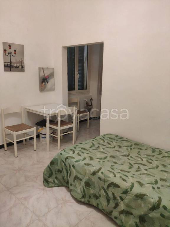 appartamento in affitto a Genova in zona Sottoripa / Maddalena / Molo
