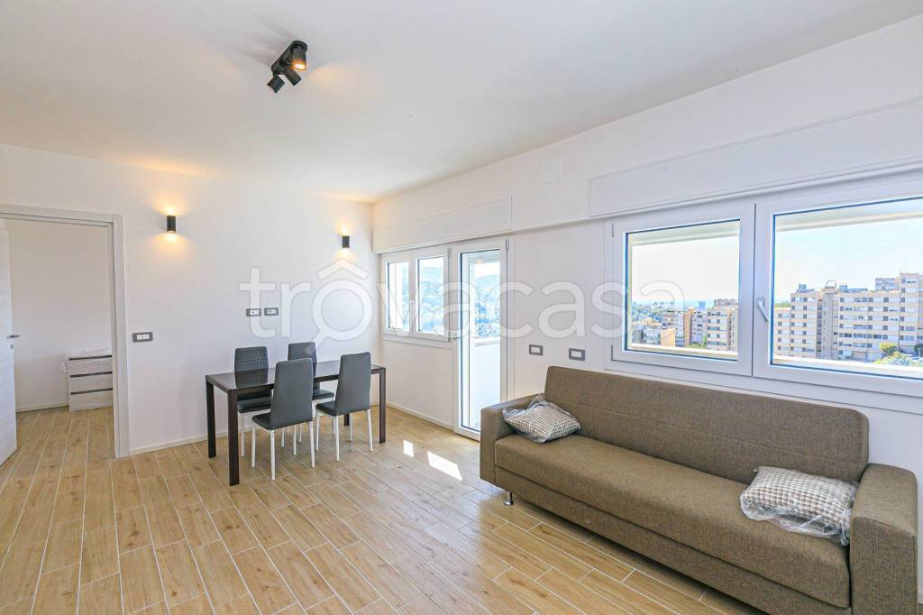 appartamento in affitto a Genova in zona Rivarolo